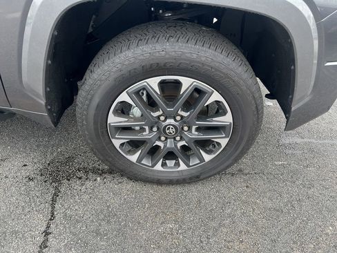 New 2025 Toyota Tundra Limited image 12