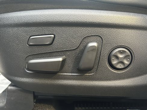 Used 2021 Hyundai Santa Fe Limited image 14