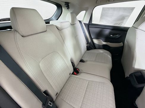 New 2026 Honda HR-V LX image 32