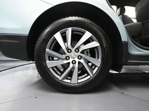 Used 2022 Chevrolet Equinox Premier AWD/4WD image 16