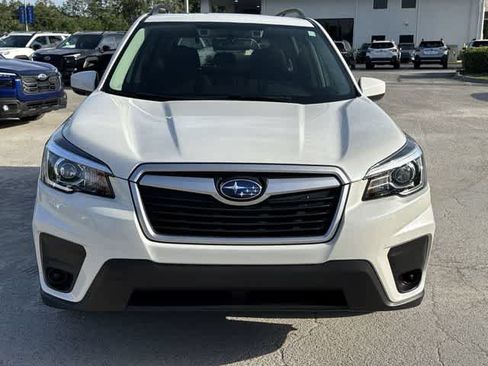 Used 2019 Subaru Forester Premium AWD/4WD image 8