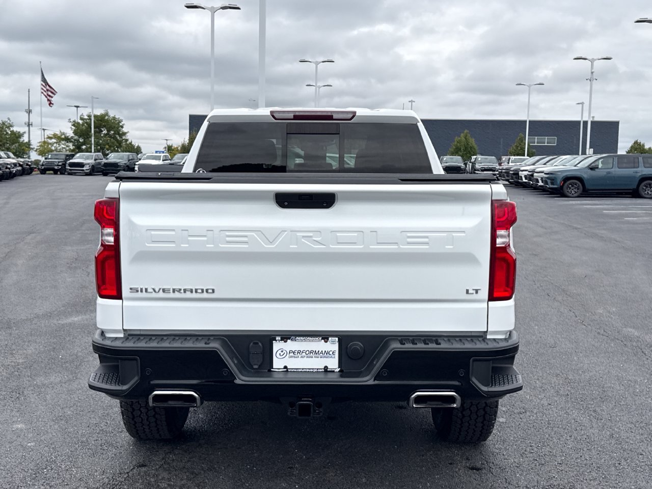 Used 2021 Chevrolet Silverado 1500 LT Trail Boss w/ Convenience Package II AWD/4WD image 4