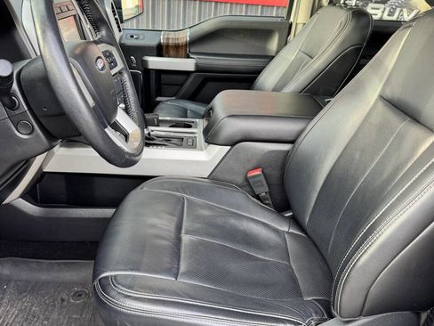 Used 2020 Ford F150 Lariat w/ Equipment Group 502A Luxury image 12