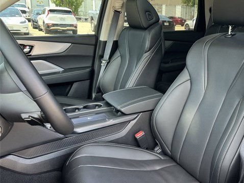Used 2026 Acura MDX w/ Technology Package FWD image 28