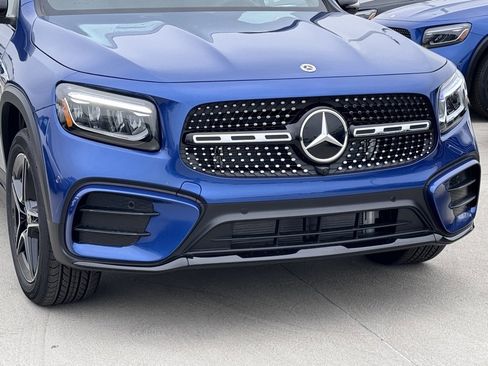 Used 2024 Mercedes-Benz GLB 250 image 3