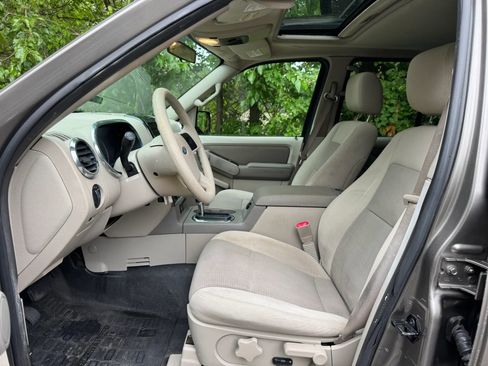 Used 2007 Ford Explorer Sport Trac XLT RWD image 15