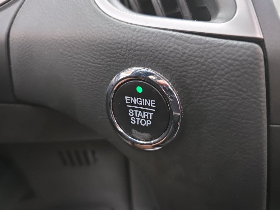 Used 2019 Ford Edge SEL w/ Equipment Group 201A AWD/4WD image 22