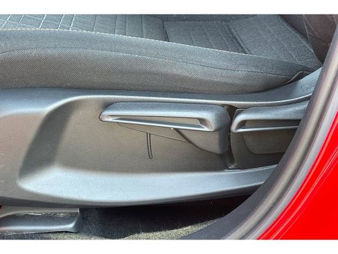 Certified 2025 Honda HR-V Sport image 13