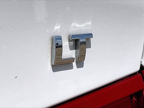 Used 2023 Chevrolet Malibu LT FWD image 7