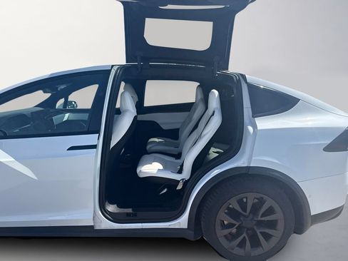 Used 2022 Tesla Model X Plaid AWD/4WD image 9