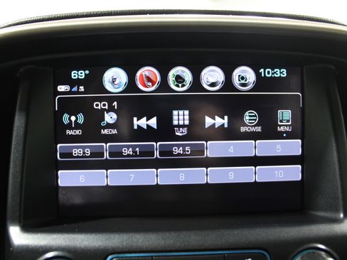 Used 2018 GMC Canyon Denali RWD image 13
