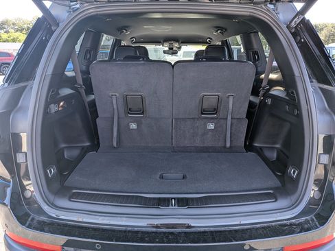 Certified 2025 Jeep Grand Cherokee L Laredo AWD/4WD image 29