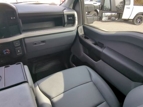 Used 2024 Ford F350 XL w/ XL Driver Assist Package image 15