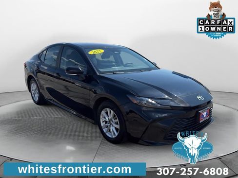Used 2025 Toyota Camry LE FWD image 7