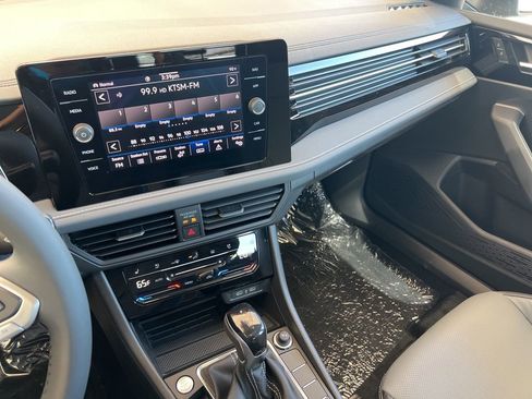 New 2025 Volkswagen Jetta SEL image 17