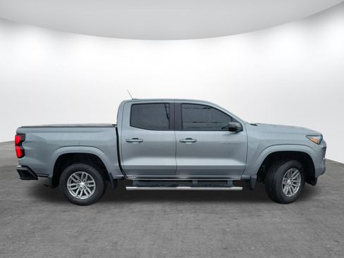 Used 2024 Chevrolet Colorado LT w/ LT Convenience Package III RWD image 4