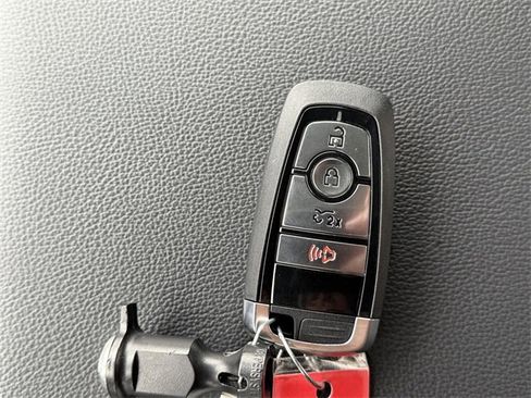 New 2025 Ford F150 Lightning XLT image 19