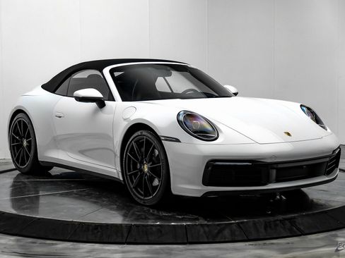 Used 2021 Porsche 911 Carrera 4 image 26