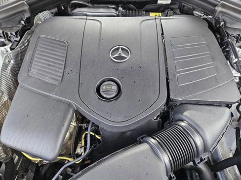 Used 2026 Mercedes-Benz GLC 300 image 21