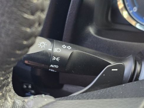 Used 2017 Toyota Corolla SE w/ Carpet Mat Package (TMS) image 37