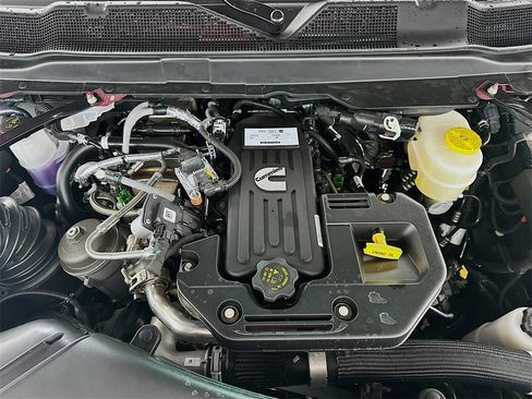 New 2026 RAM 3500 Tradesman w/ Chrome Appearance Group image 18