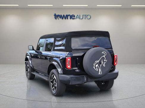 Used 2023 Ford Bronco Outer Banks AWD/4WD image 4