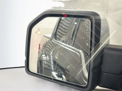 Used 2020 Ford F150 Platinum RWD image 16