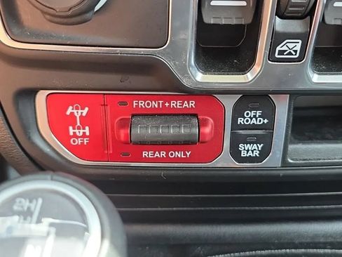 Used 2021 Jeep Gladiator Rubicon AWD/4WD image 31