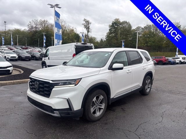 Used 2025 Honda Pilot EX-L image 2