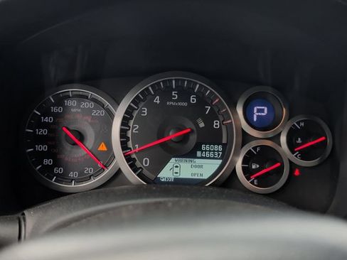 Used 2013 Nissan GT-R Black Edition AWD/4WD image 16