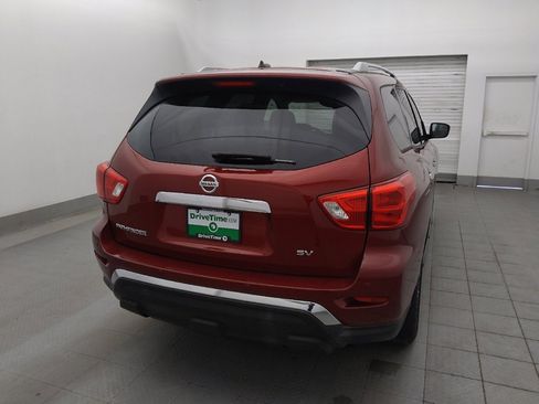 Used 2018 Nissan Pathfinder SV image 7