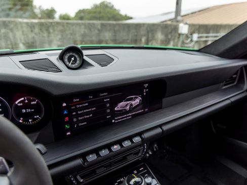 Certified 2022 Porsche 911 GT3 image 36