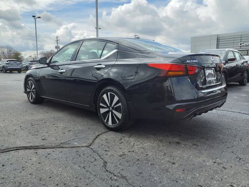 Used 2020 Nissan Altima 2.5 SV image 4
