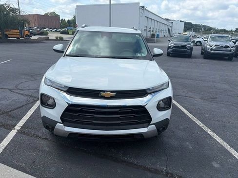 Certified 2023 Chevrolet TrailBlazer LT FWD image 3