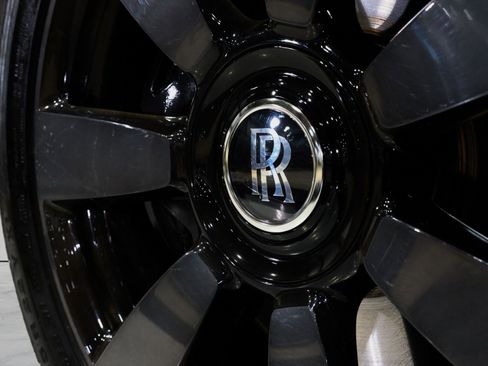 Used 2019 Rolls-Royce Cullinan AWD/4WD image 22