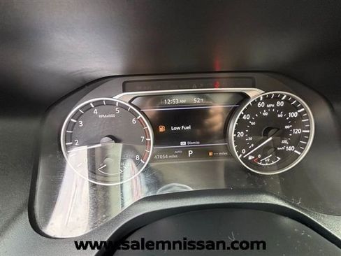 Used 2023 Nissan Rogue SV w/ SV Premium B Package image 7