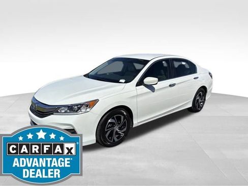 Used 2017 Honda Accord LX image 1