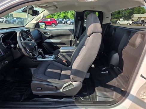 Used 2022 Chevrolet Colorado LT w/ Fleet Safety Package RWD image 34