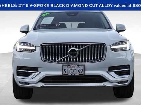 Used 2024 Volvo XC90 B6 Plus AWD/4WD image 2