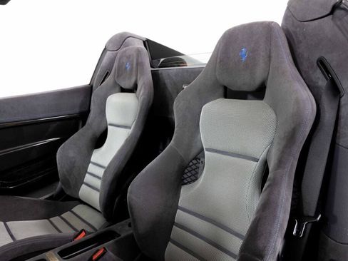 Used 2015 Ferrari 458 Speciale A image 38