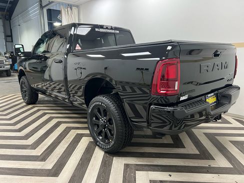 New 2026 RAM 2500 Laramie AWD/4WD image 14