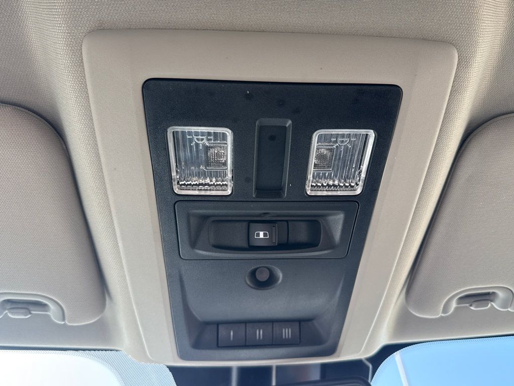 Used 2017 RAM 1500 Laramie w/ Convenience Group AWD/4WD image 25