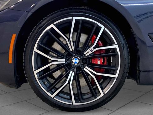 Certified 2023 BMW 540i xDrive w/ Dynamic Handling Package image 10