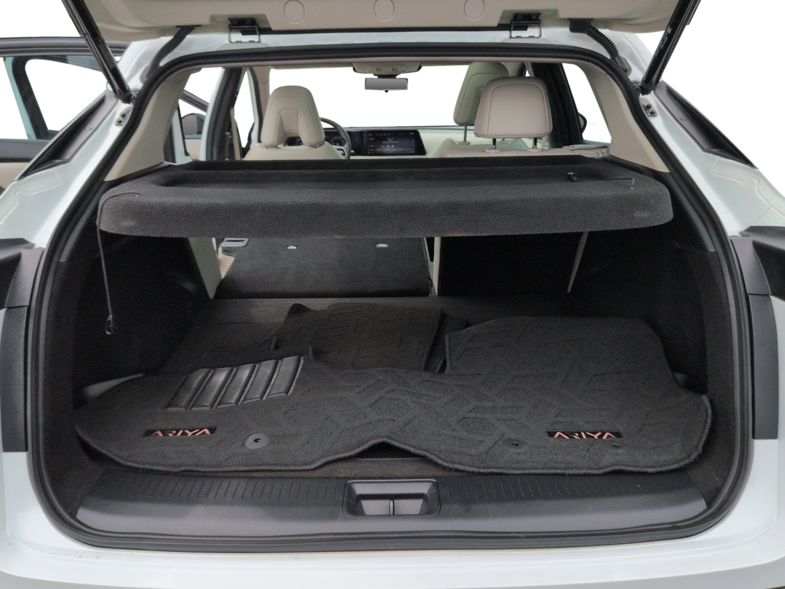 Used 2024 Nissan Ariya AWD image 28