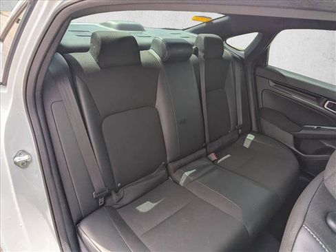 Used 2023 Honda Civic Sport image 18