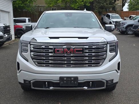 Used 2024 GMC Sierra 1500 Denali w/ Denali Reserve Package AWD/4WD image 46