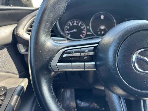 Used 2023 MAZDA MAZDA3 s FWD image 22