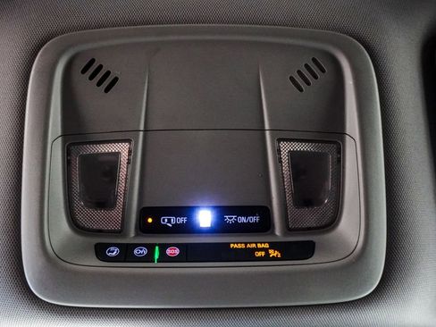 Used 2025 Chevrolet Malibu LT image 25