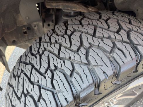 Used 2014 Ford F150 FX4 w/ Equipment Group 401A Mid AWD/4WD image 10
