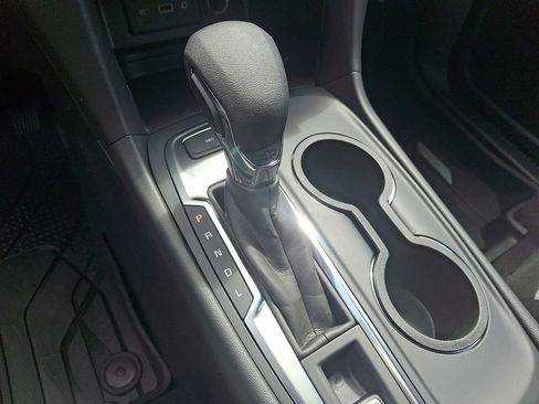 Certified 2023 Chevrolet Equinox LS AWD/4WD image 14